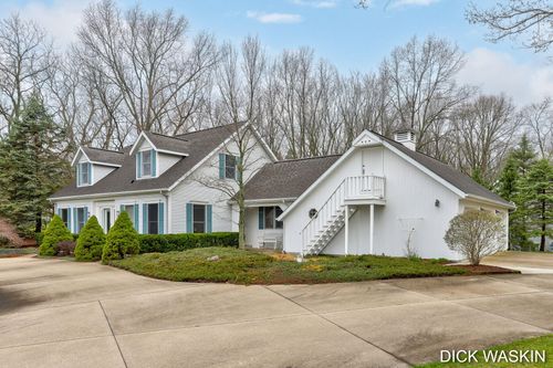 6515 Clearbrook Dr, Saugatuck, MI, 49453-9618 | Card Image