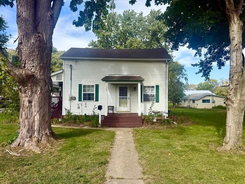 329 Marquette St, Princeton, IL, 61356-1235 | Card Image