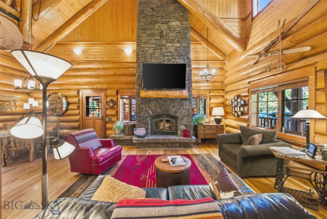 Residential in West Yellowstone 3