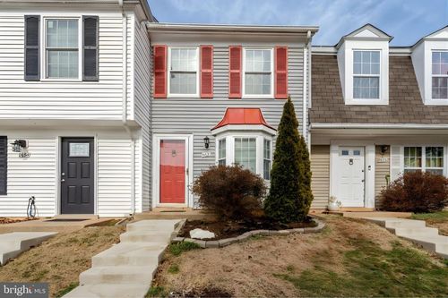 8622 Braxted Ln, MANASSAS, VA, 20110-4576 | Card Image