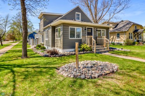 101 5th St Ne, Barnesville, MN, 56514-3423 | Card Image