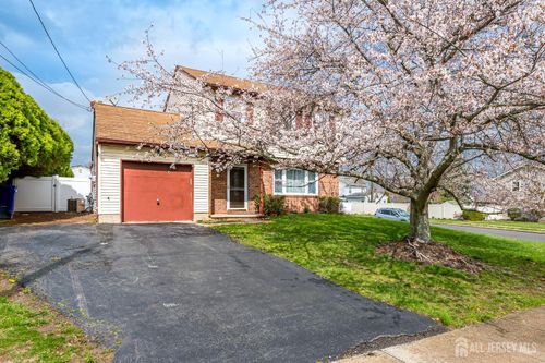 86 Bunker Hill Rd, Lawrence, NJ, 08648-2830 | Card Image