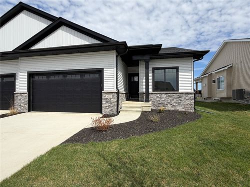1272 Berkshire Lane, North Liberty, IA, 52317 | Card Image