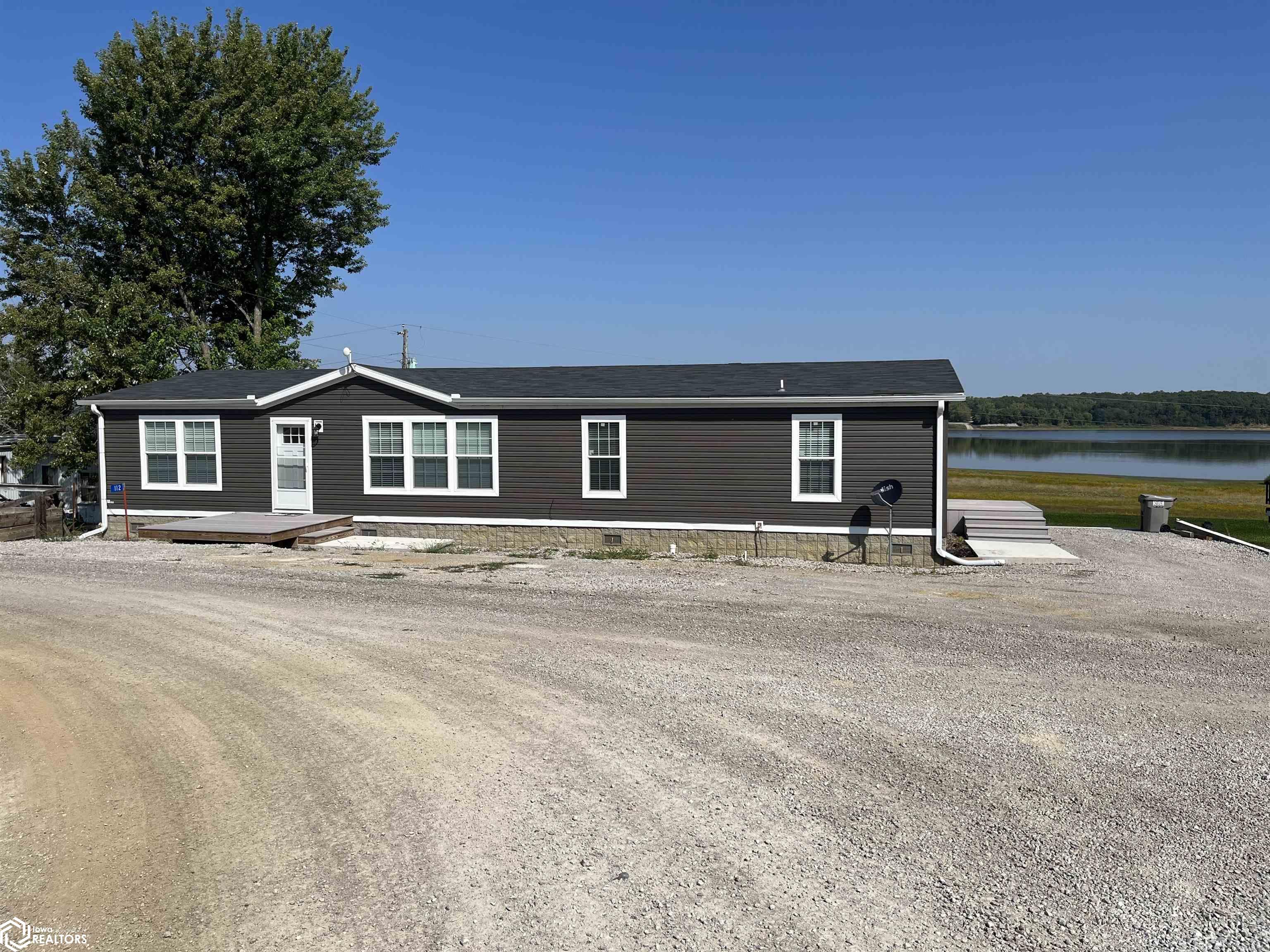 Arrowhead Rd, Melrose, IA 52569