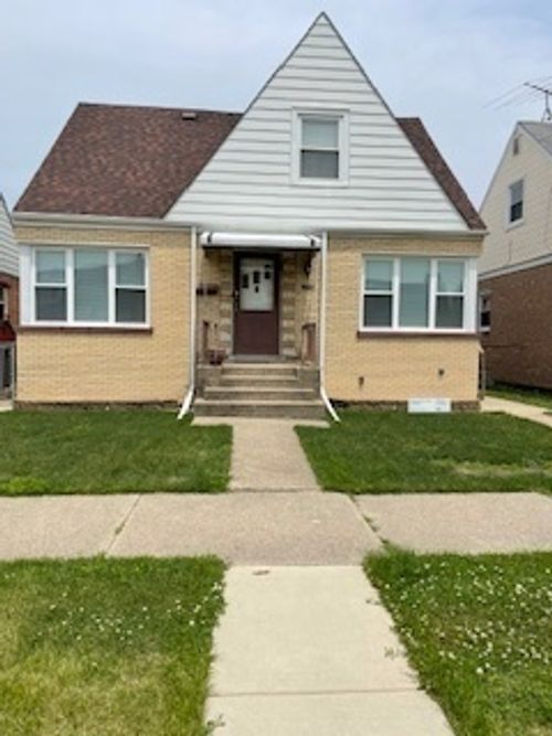 7324 W 56th Pl, Summit, IL, 60501-1329 | Card Image