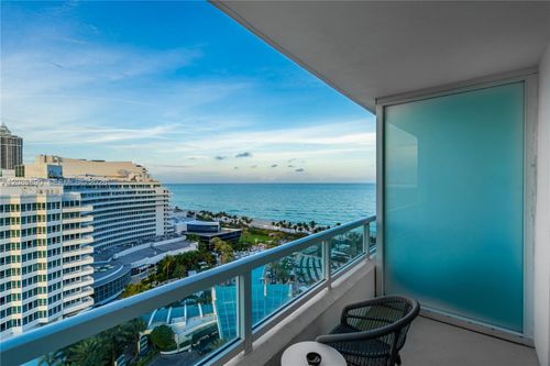 1609-4401 Collins Ave, Miami Beach, FL, 33140-3227 | Card Image