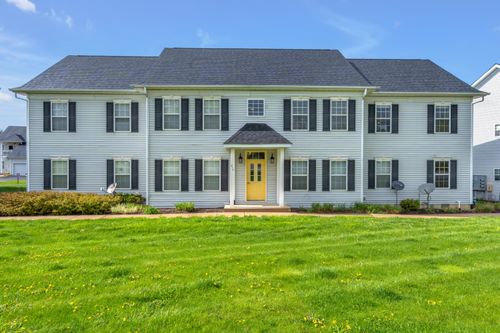 b-217 Prestwick Dr, Valparaiso, IN, 46385-7600 | Card Image