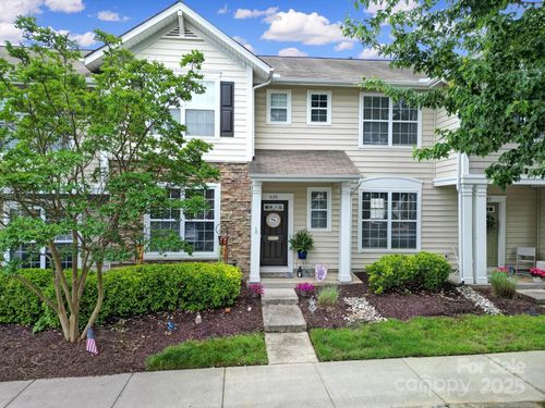 635 Brickdust Ct, Fort Mill, SC, 29708-6490 | Card Image