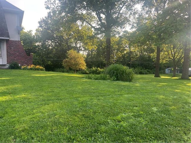 2004 Thunderbird Dr, House other with 4 bedrooms, 4 bathrooms and null parking in Harrisonville MO | Image 49