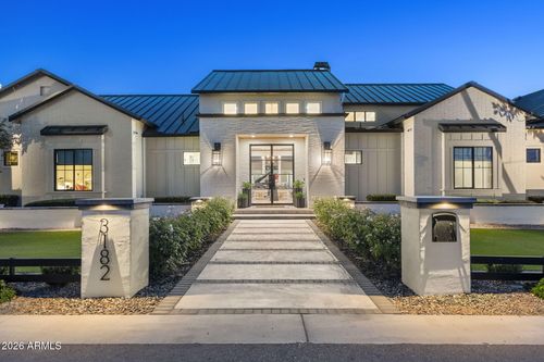 3182 S Penrose Court, Gilbert, AZ, 85295 | Card Image