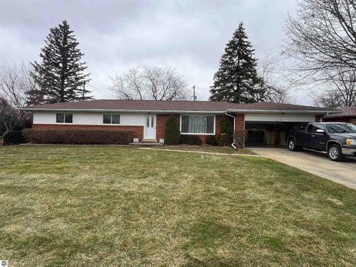 2231 Pauline Cir, Grand Blanc, MI, 48439-4331 | Card Image