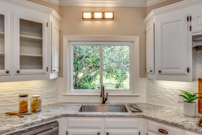 503 Bay Point Cv-30 | Image 29