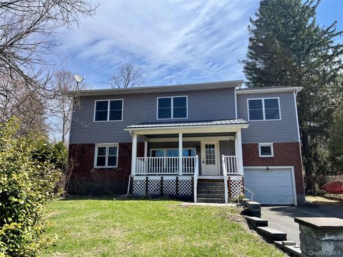 6 New Rd, Montgomery, NY, 12549-2700 | Card Image