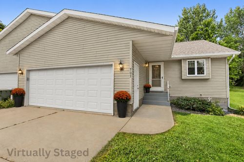 703 2nd Ave Ne, Melrose, MN, 56352-2209 | Card Image