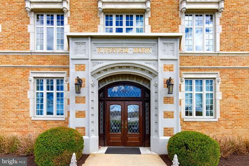 unit-412-1525 N Front St, HARRISBURG, PA, 17102-2569 | Card Image