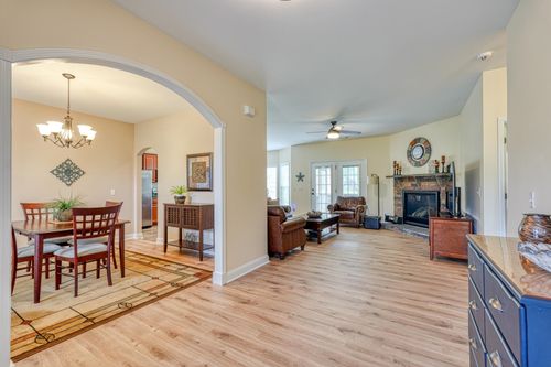 138 Society Hl, spartanburg, SC, 29306-6417 | Card Image