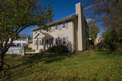 498 N Arthur Cir, VERONA, WI, 53593-1691 | Card Image