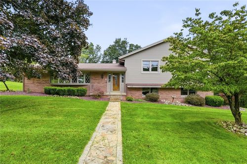 125 Crane Dr, Kittanning, PA, 16201-8775 | Card Image