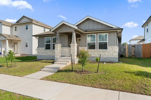 121 Oakdale Meadows Ln, Hutto, TX, 78634-2388 | Card Image