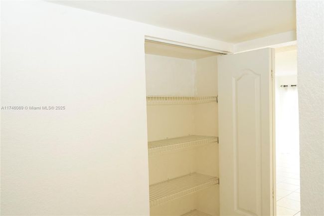 APT-301 - 4215 N University Dr, Condo with 2 bedrooms, 2 bathrooms and null parking in Sunrise FL | Image 16