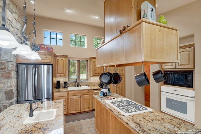 397 Secret Way, House other with 3 bedrooms, 3 bathrooms and null parking in Spring Branch TX | Image 20