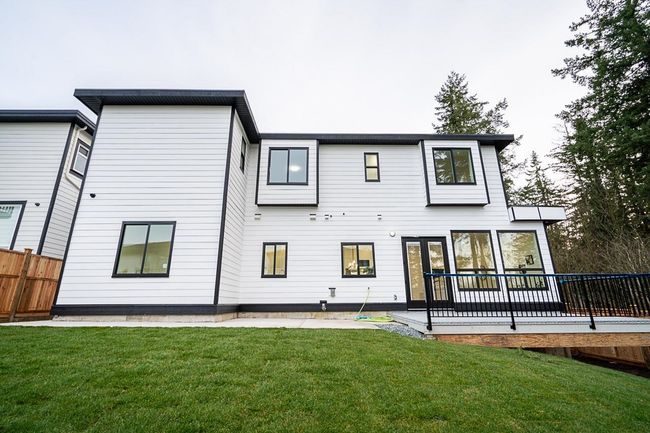 19691 32 A Avenue, House other with 7 bedrooms, 6 bathrooms and 4 parking in Langley BC | Image 39