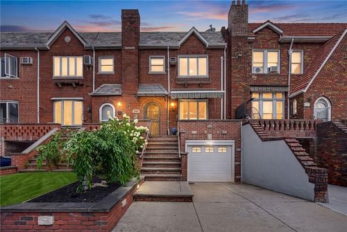 237 92nd Street, Brooklyn, NY, 11209 | Card Image