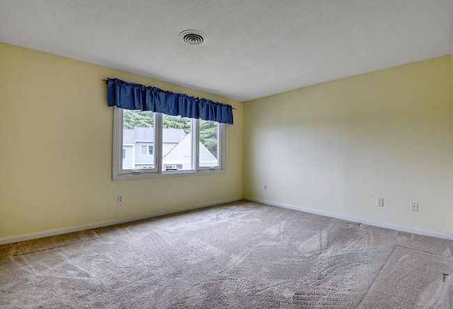 1 Wesley Rd, Condo with 4 bedrooms, 2 bathrooms and null parking in Keene NH | Image 30