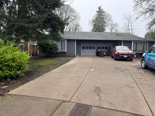 560 Manor Wy, Lebanon, OR, 97355 | Card Image