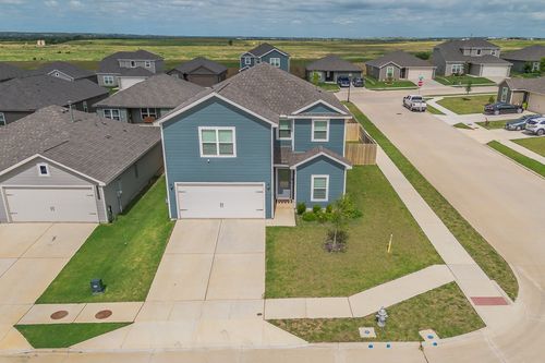 8125 White Sulphur Rd, Ponder, TX, 76259-2048 | Card Image
