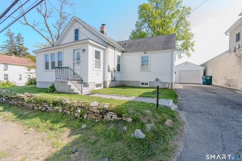 25 Mckinley Ave, Stratford, CT, 06615-7222 | Card Image