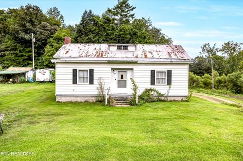 123 Sexton Ln, Clinton, TN, 37716-5606 | Card Image