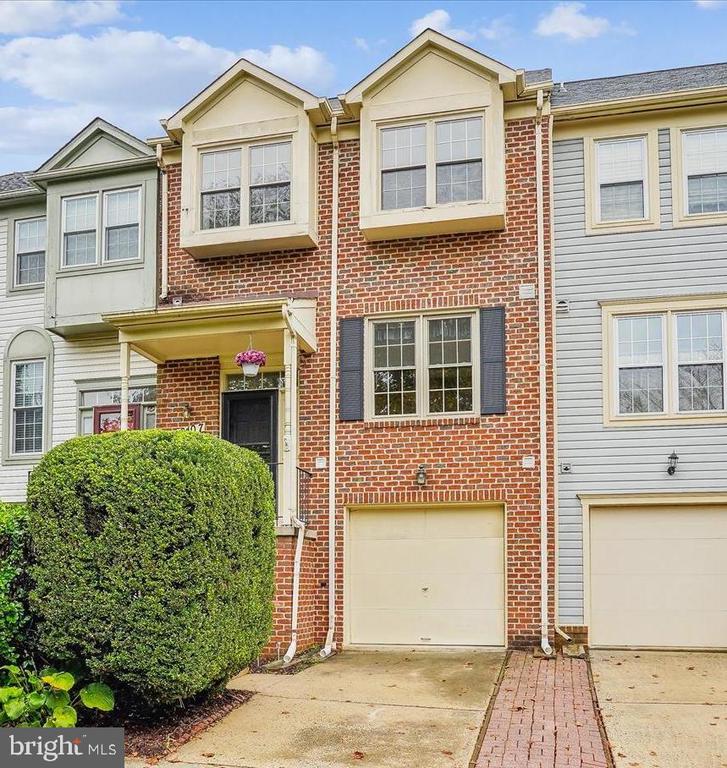 Ivybridge Ct, Montgomery Village, MD 20886
