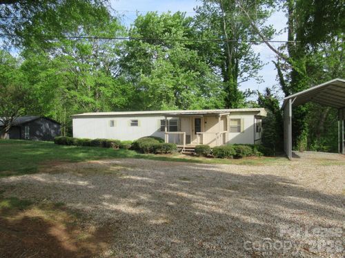 6682 E Nc 150 Hwy, Sherrills Ford, NC, 28673-9304 | Card Image