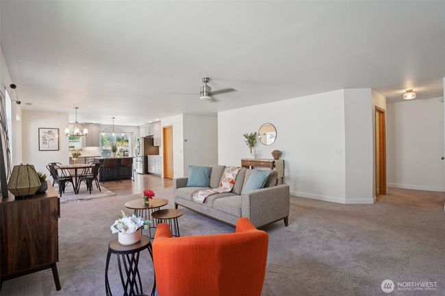 29664 127 Th Pl Se, House other with 3 bedrooms, 2 bathrooms and 2 parking in Auburn WA | Image 6