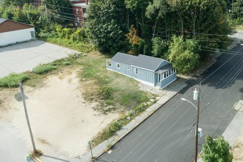 49 Oxford Avenue, Rumford, ME, 04276 | Card Image