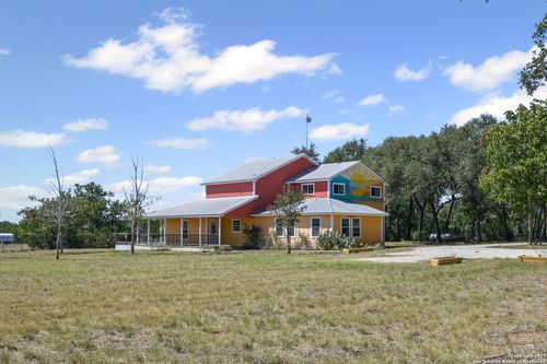 524 Rangeland Rd, Blanco, TX, 78606-5306 | Card Image