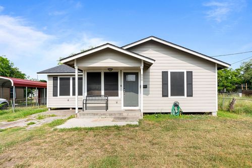 800 Avenue B, Sinton, TX, 78387-3660 | Card Image