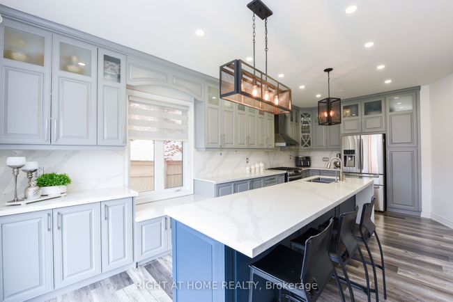 41 Darren Rd, House other with 6 bedrooms, 4 bathrooms and 4 parking in Brampton ON | Image 9