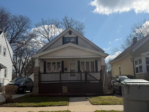 5954 N 39th St, Milwaukee, WI, 53209-3916 | Card Image