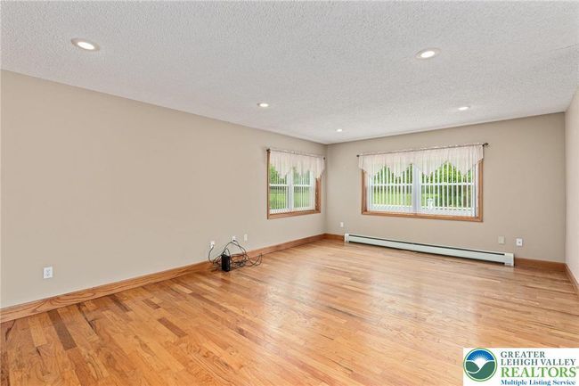 230 W Moorestown Rd, House other with 4 bedrooms, 4 bathrooms and null parking in WIND GAP PA | Image 25