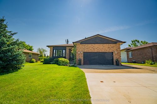 3640 Rapids View Dr, Niagara Falls, ON, L2G6C4 | Card Image