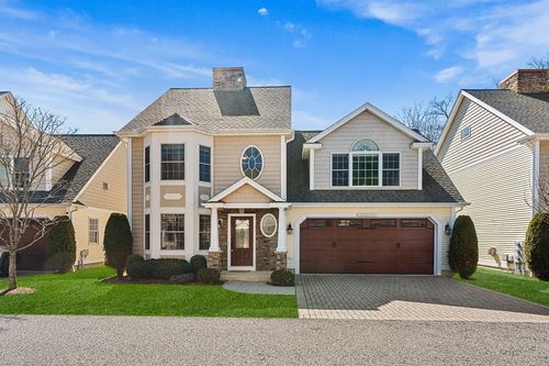 4-4 Kensington Way, Tewksbury, MA, 01876-4556 | Card Image