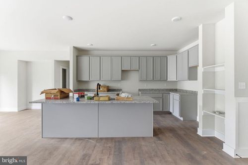 231 Sachem Hl, HEDGESVILLE, WV, 25427-1545 | Card Image