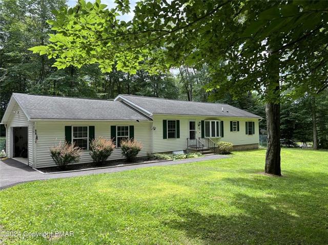 Lennox Ave, Albrightsville, PA 18210