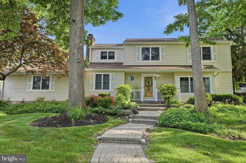 63 Florister Dr, Hamilton, NJ, 08690-2519 | Card Image