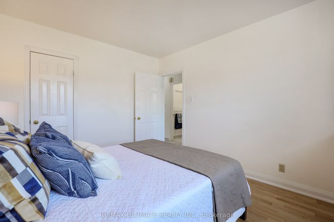 42 Marta Ave, House other with 3 bedrooms, 2 bathrooms and 1 parking in Scarborough ON | Image 13