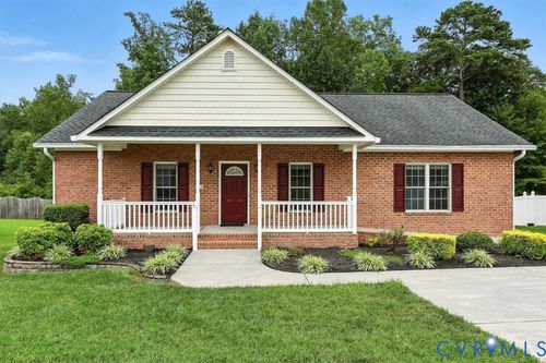 613 Yellowstone Dr, Hopewell, VA, 23860-3029 | Card Image