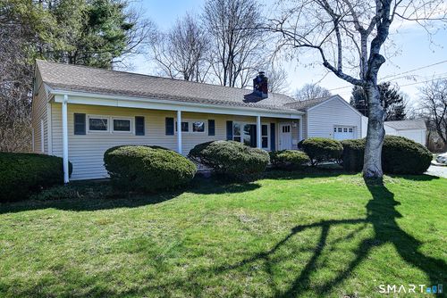 41 Sanford Rd, Manchester, CT, 06042-3375 | Card Image