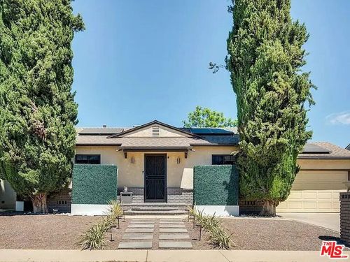 16913 Bassett St, Van Nuys, CA, 91406-4513 | Card Image